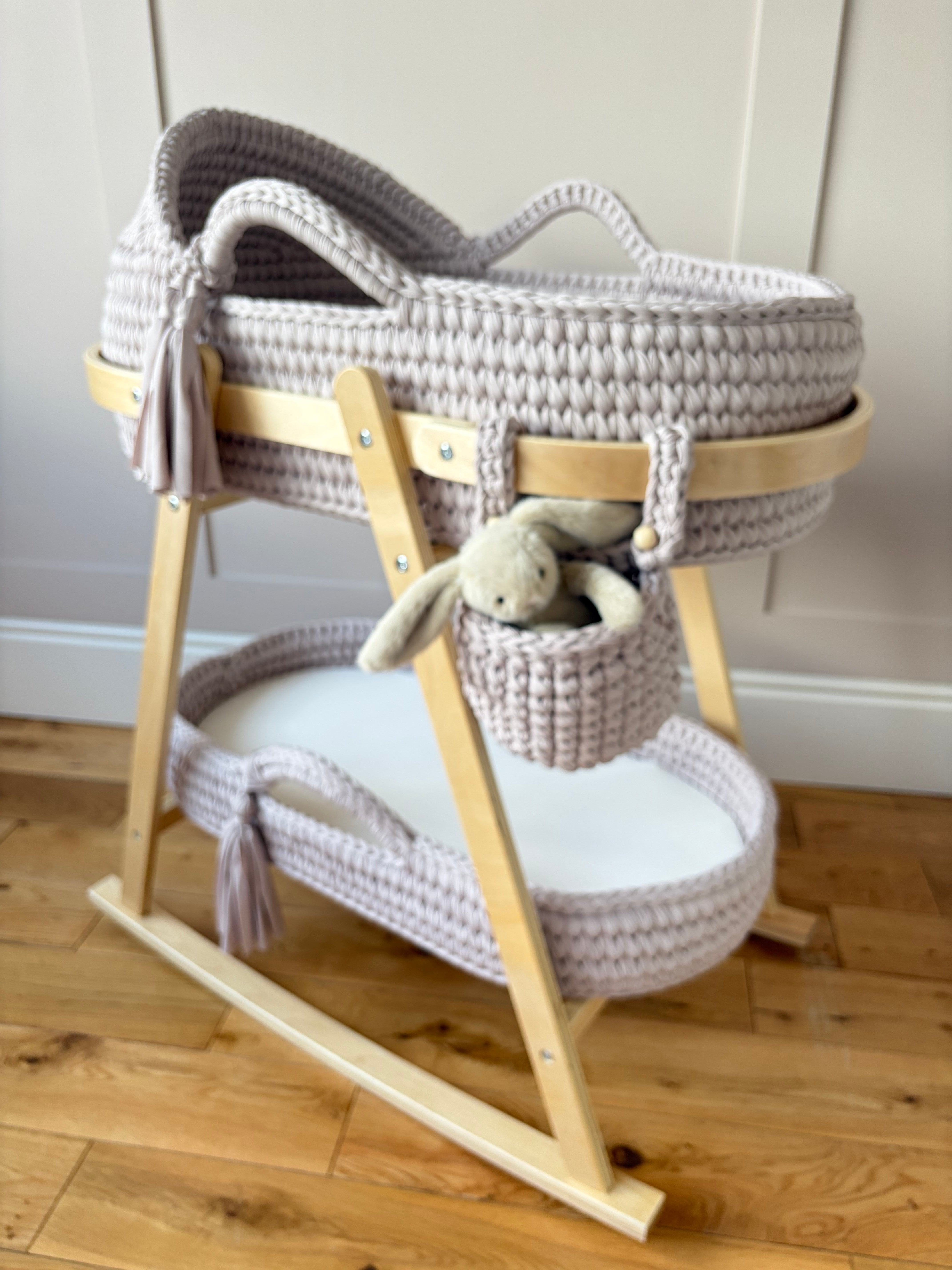 Luxury Handcrafted 5 Piece Moses Basket Set